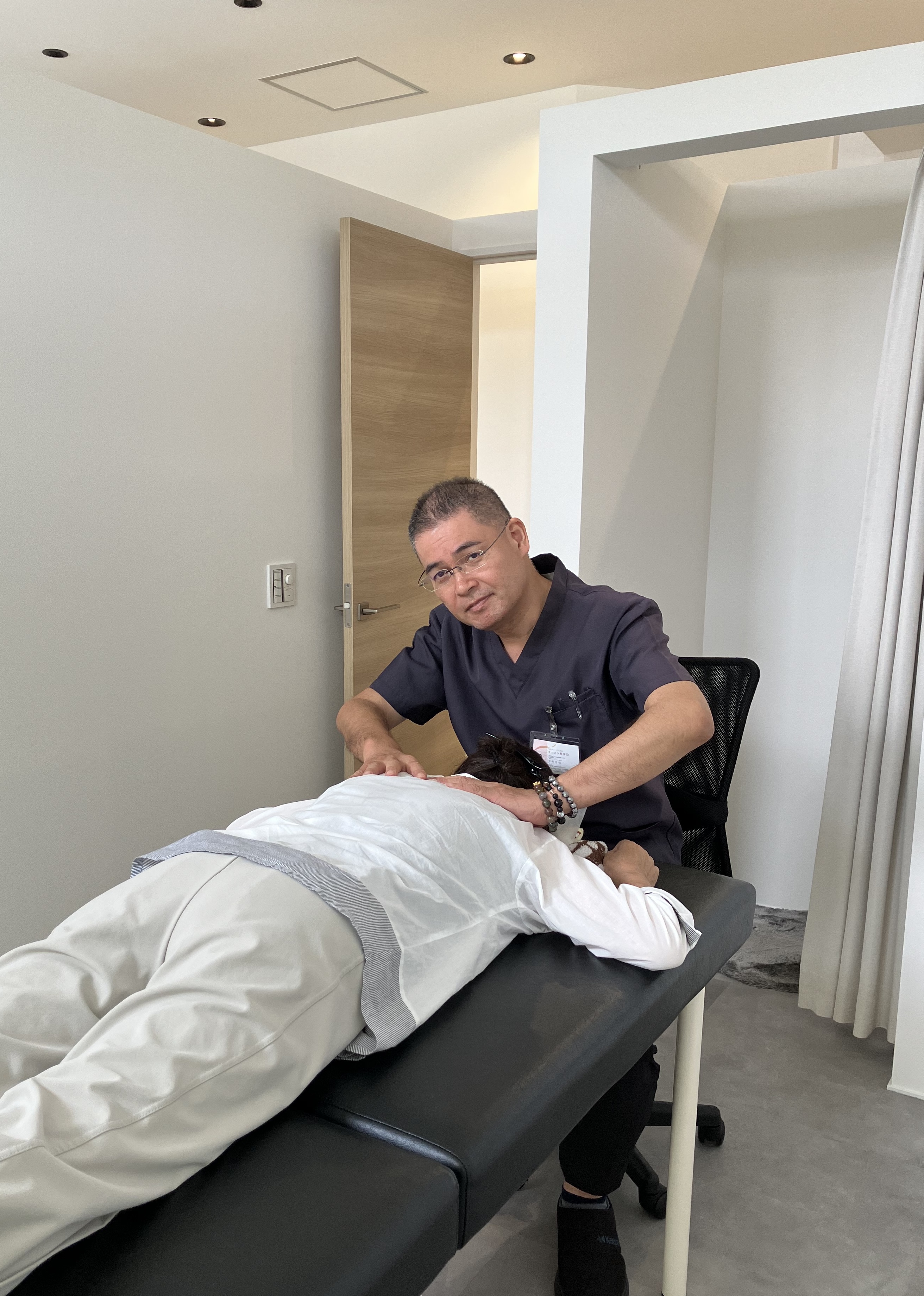 整体コース／慢性や急性の腰痛・肩コリ・首コリ膝痛、自律神経の乱れによる不調でお悩みの方、他の辛い症状の画像